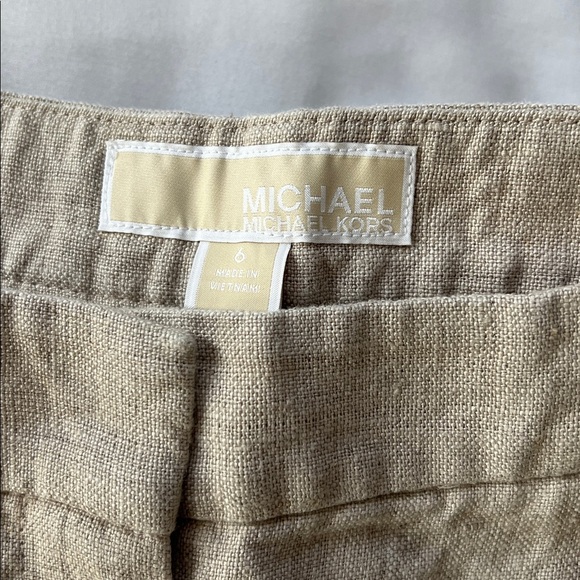 Michael Kors Linen Shorts - Picture 3 of 4